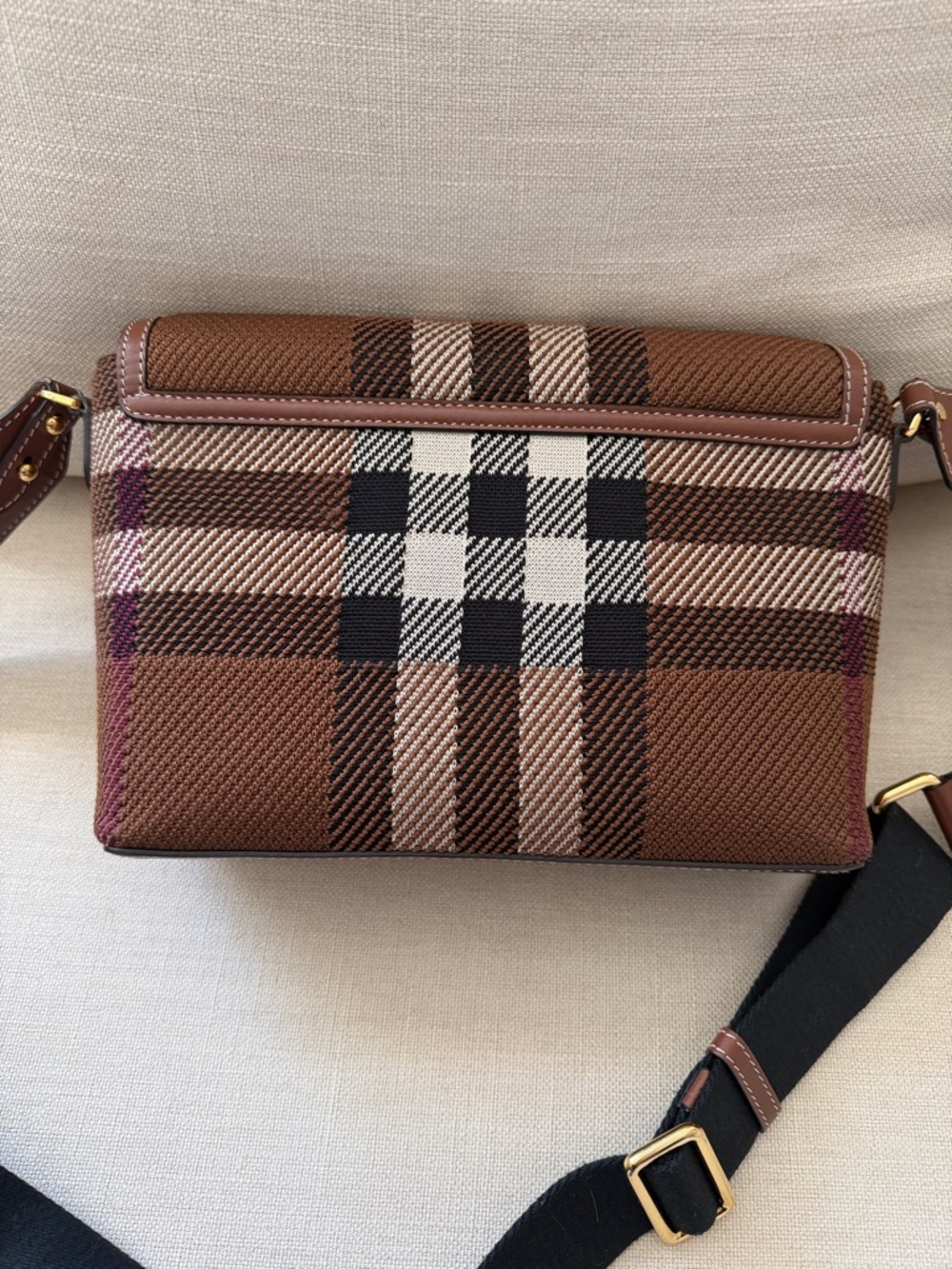 Burberry Checked Brown Crossbody Shoulder Bag with Black Strap - Picture 2 of 10